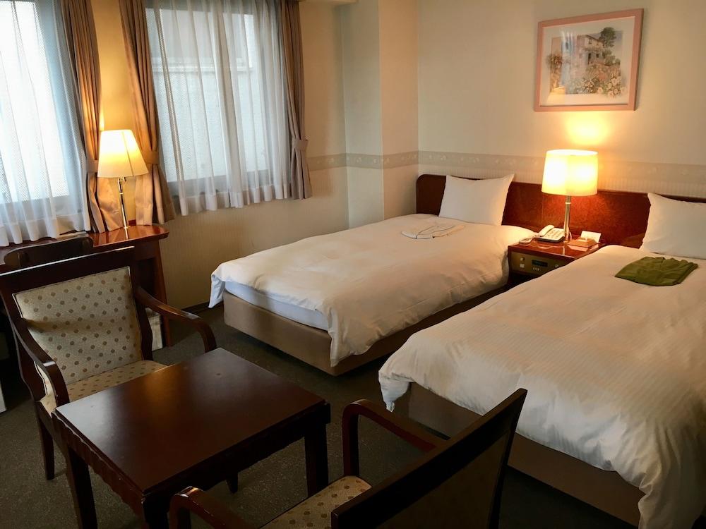 Ueno Terminal Hotel Tokyo Esterno foto
