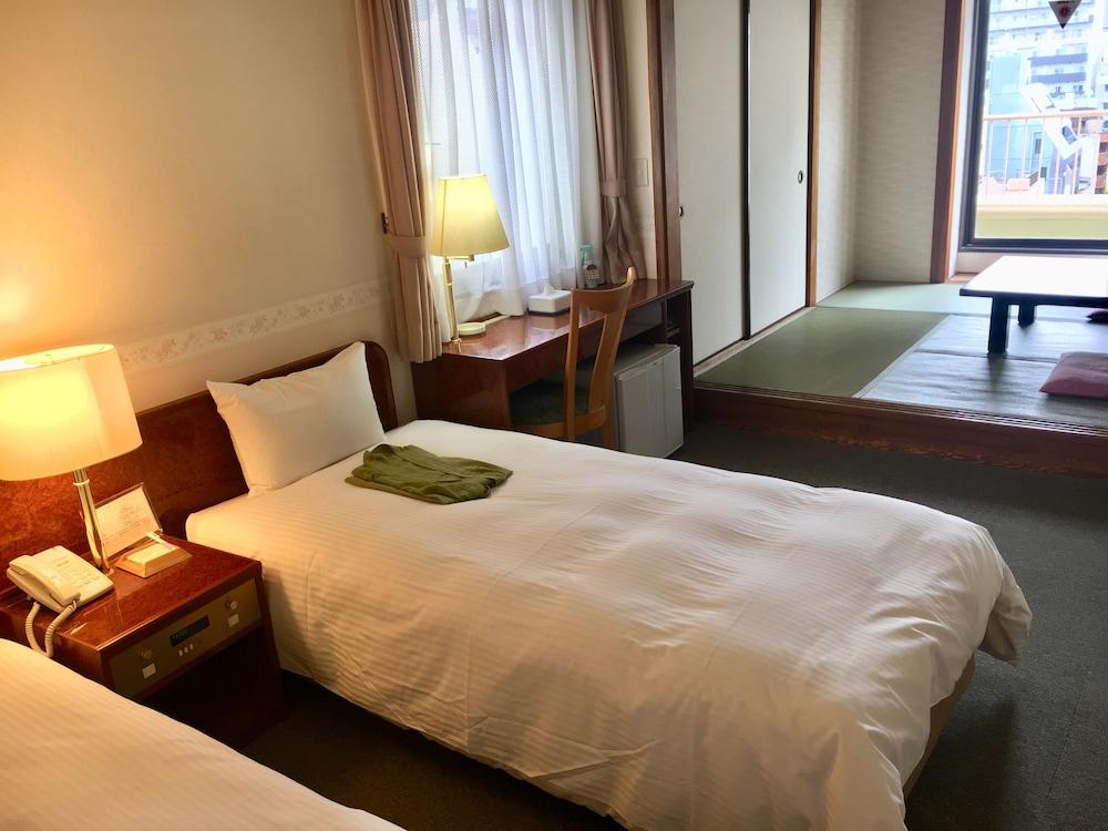 Ueno Terminal Hotel Tokyo Esterno foto
